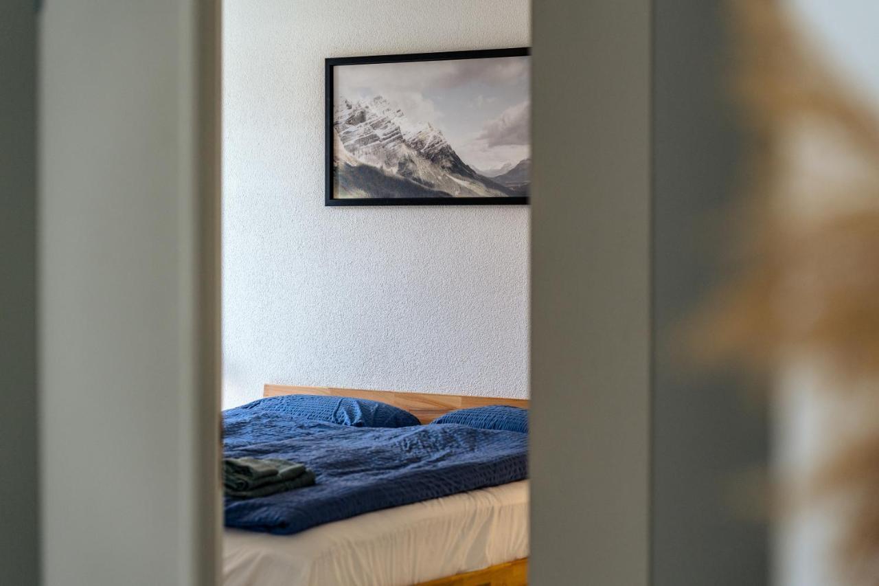 Apartment In The City Center With Free Parking 빌 외부 사진