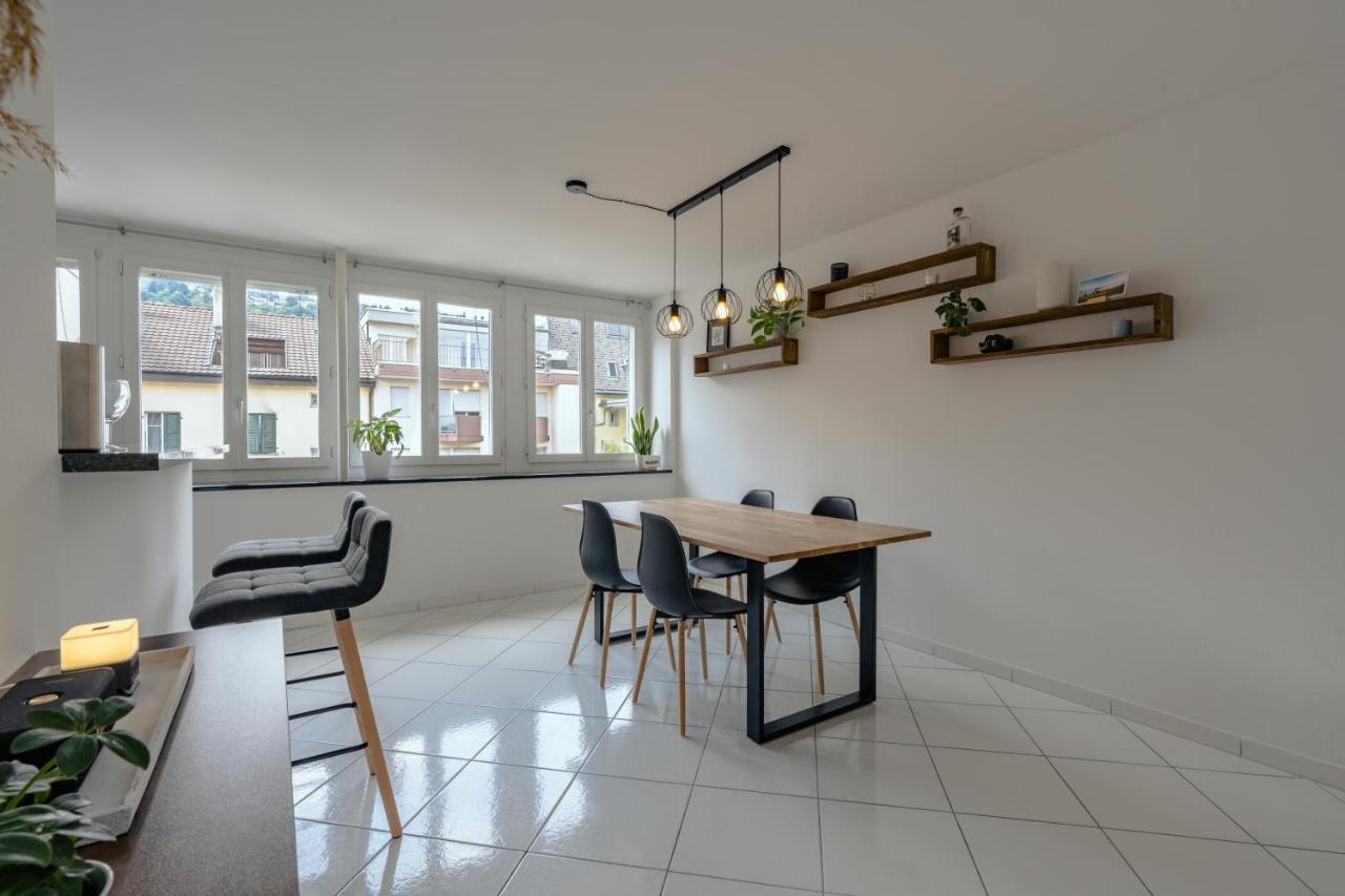 Apartment In The City Center With Free Parking 빌 외부 사진