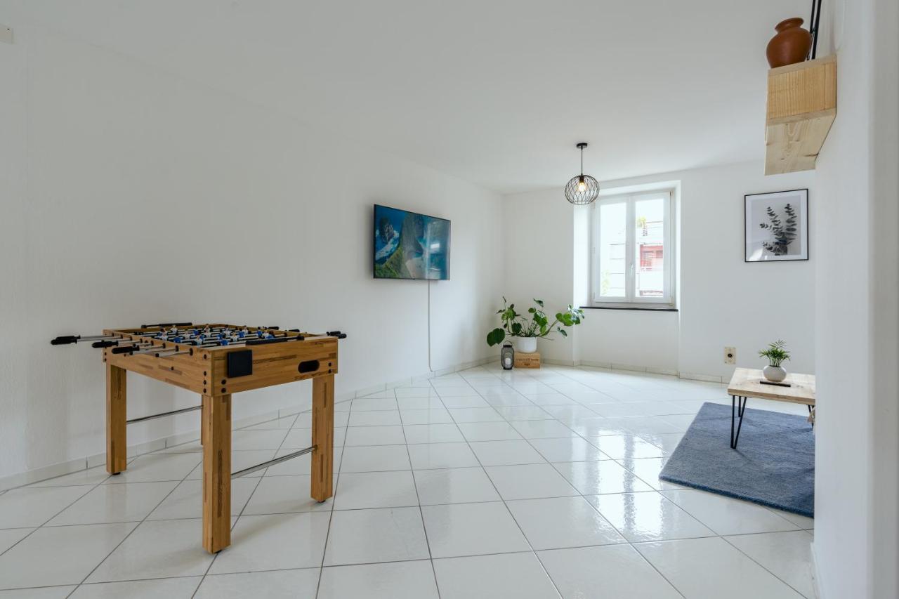 Apartment In The City Center With Free Parking 빌 외부 사진