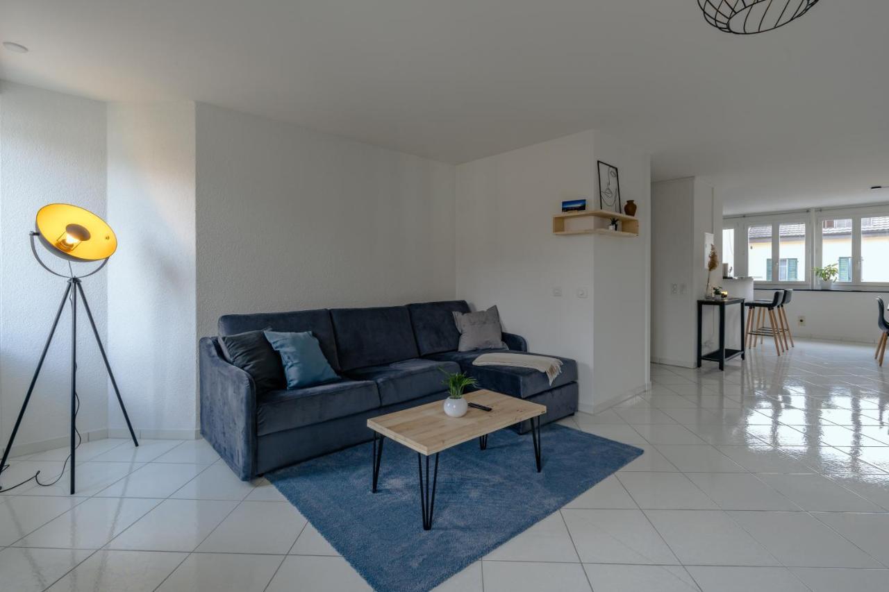 Apartment In The City Center With Free Parking 빌 외부 사진