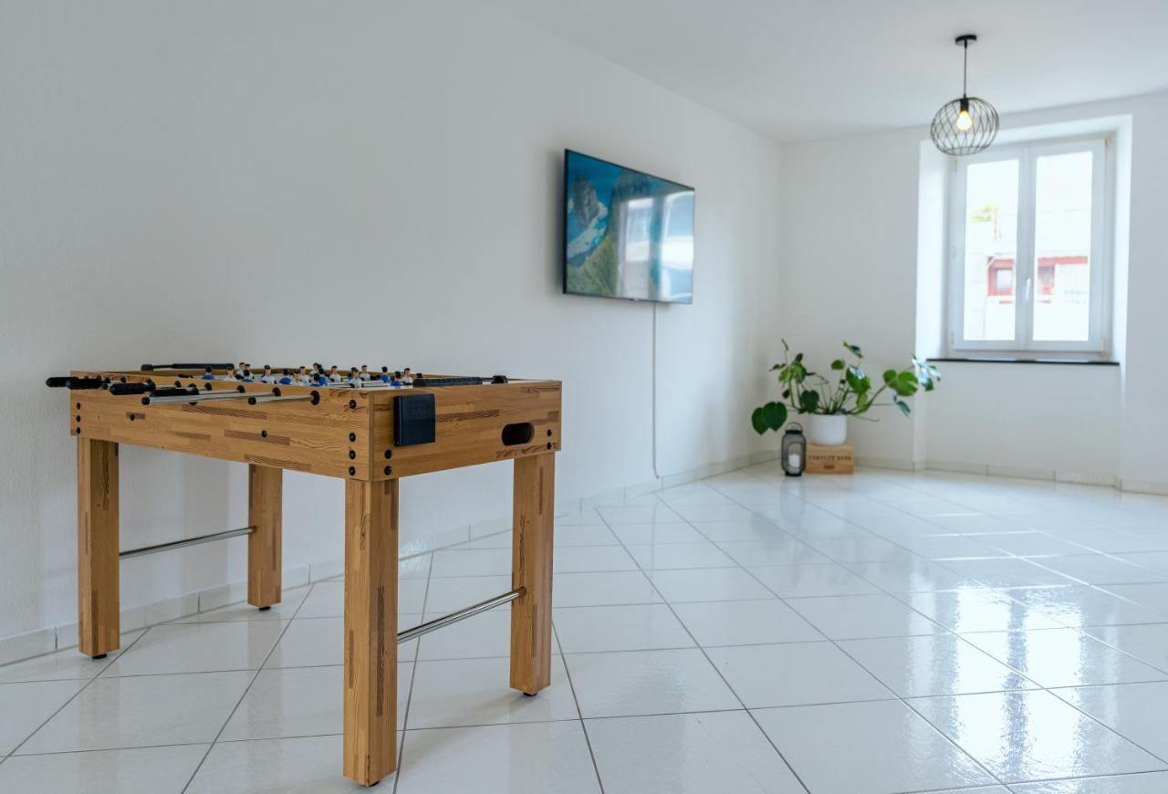 Apartment In The City Center With Free Parking 빌 외부 사진