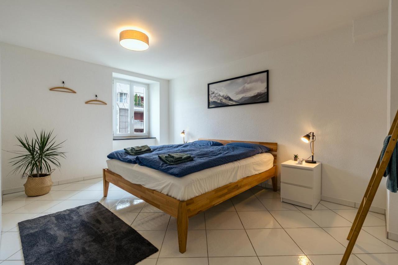 Apartment In The City Center With Free Parking 빌 외부 사진
